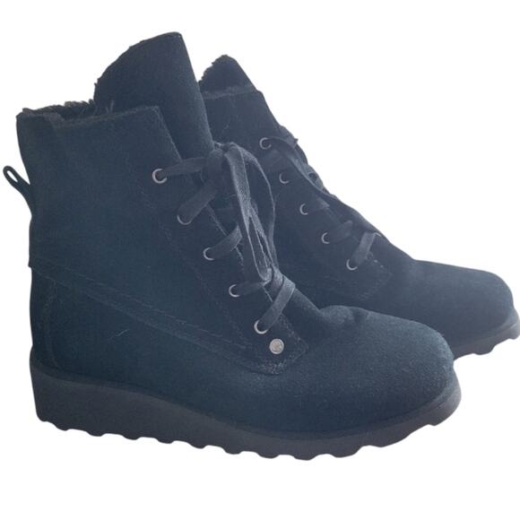 Size 8 BearPaw black suede winter boots, wool blend lining - Picture 1 of 8